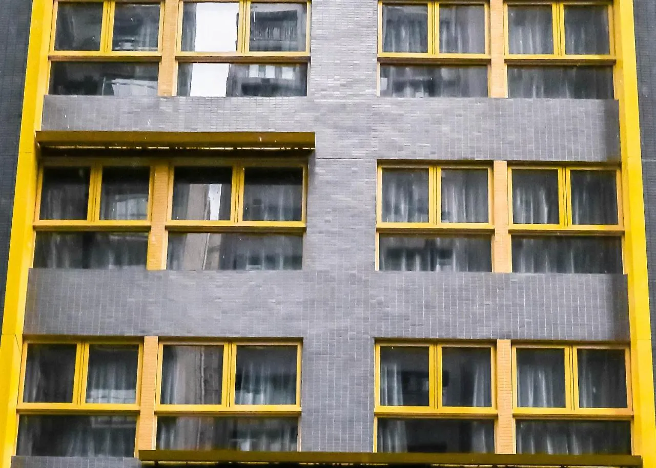 Eco Tree Hotel Causeway Bay location